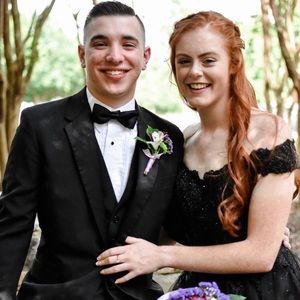 Meet your Posher, Devan